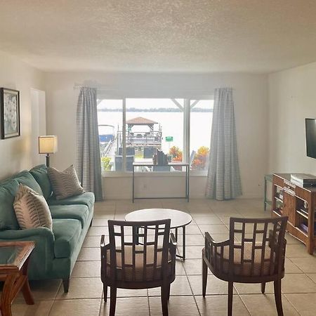 Lakefront Duplex With Pontoon Boat 2 Bedroom Home マウント・ドラ エクステリア 写真